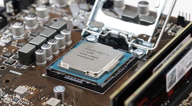 Процессоры Intel Core 12-го поколения с поддержкой DDR5