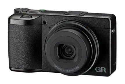 Компактный фотоаппарат Ricoh GR IV
