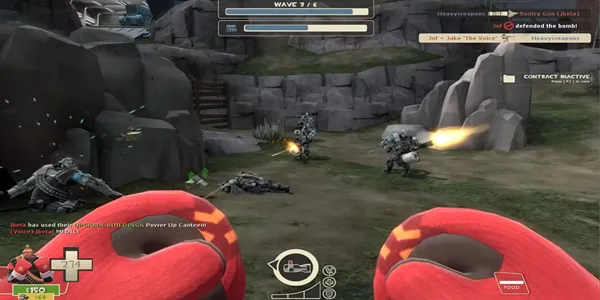 На изображении показан игровой момент из режима Mann vs Machine (MvM) в игре Team Fortress 2