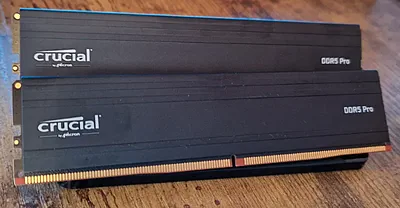 Комплект памяти DDR5 Pro RAM от Crucial