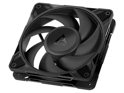вентиляторы Arctic P12 Pro для установки на радиаторы в корпусе ПК