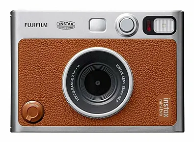 Fujifilm Instax Evo - фотоаппарат моментальной печати
