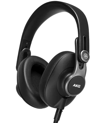 Одни из лучших проводных наушников AKG K371