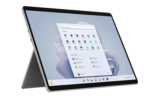 Трансформируемый ноутбук Microsoft Surface Pro 9 для редактирования фотографий в пути