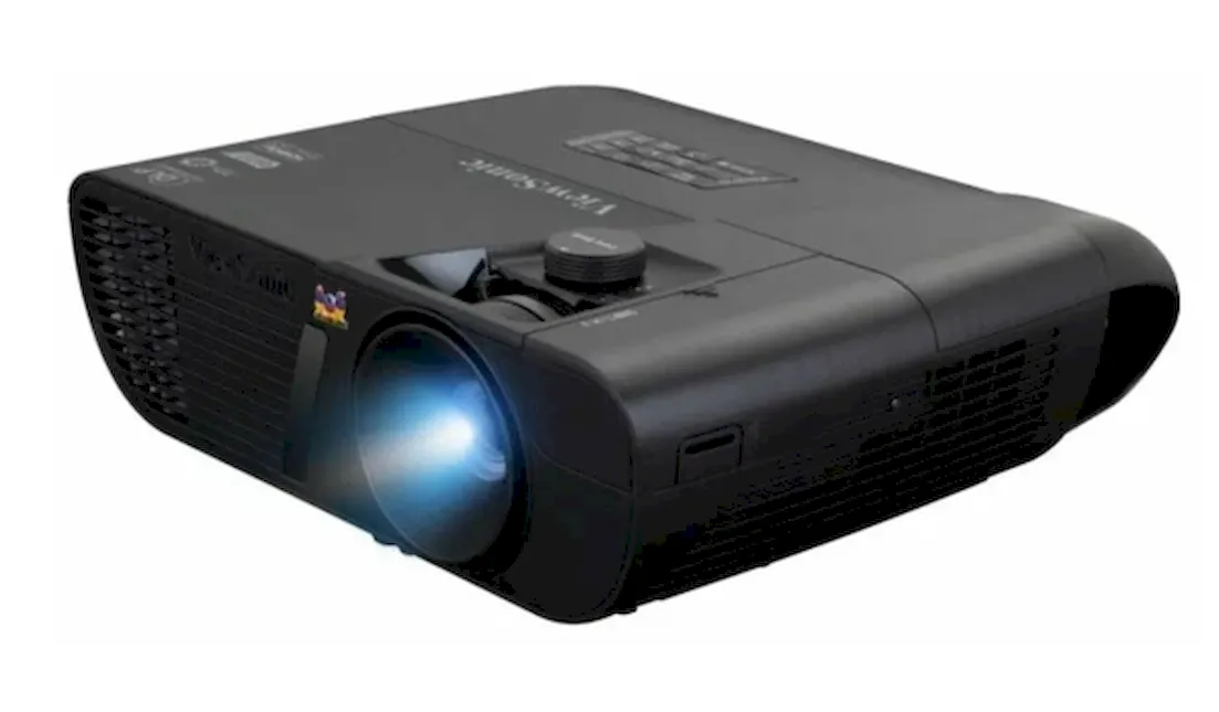 Viewsonic PRO7827HD – лучший бюджетный проектор с разрешением 4K
