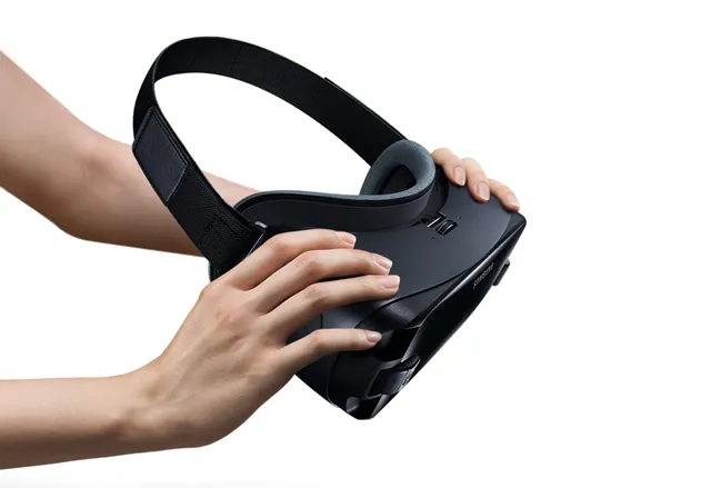 Использование устройства Samsung Gear VR