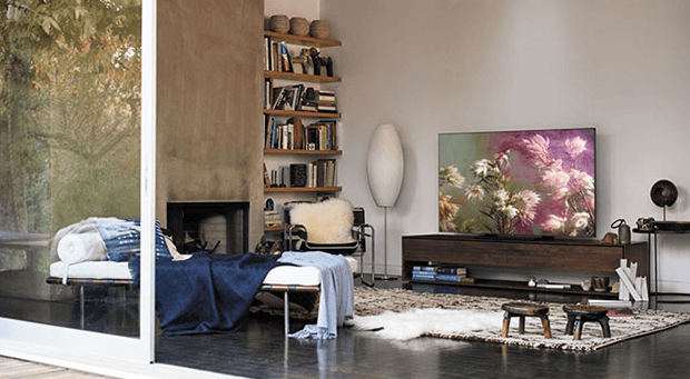 Ambient Mode обеспечивает идеальное вхождение телевизора в пространство комнаты